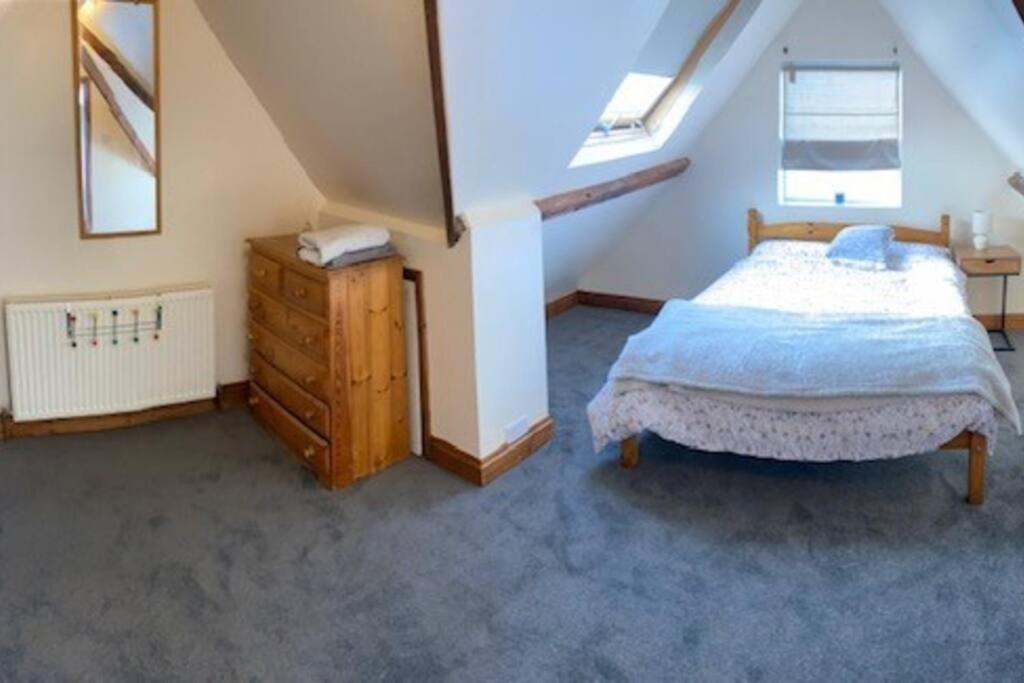 3 Double Bedroomed Flat, Acton. London, Uk Εξωτερικό φωτογραφία